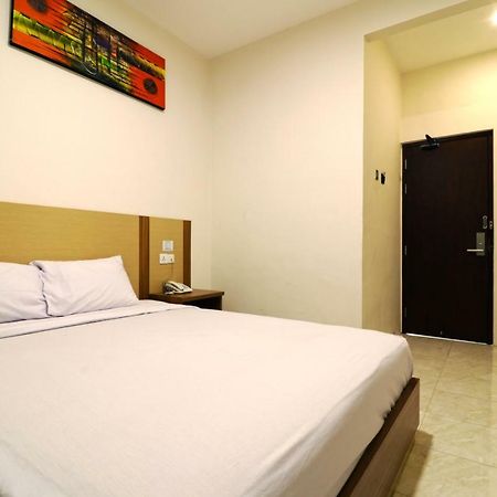 Residence 6 Jakarta Bagian luar foto